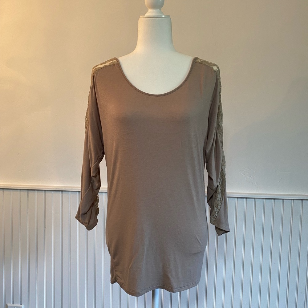 Enti 3/4 sleeve Top